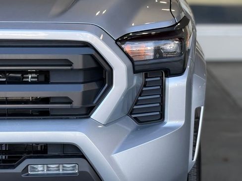 New 2025 Toyota Tacoma SR5 image 5