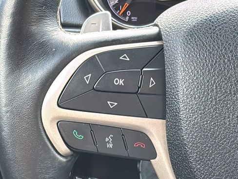 Used 2016 Jeep Grand Cherokee Limited AWD/4WD image 26