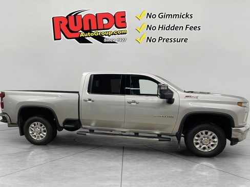 Used 2022 Chevrolet Silverado 2500 LTZ w/ LTZ Convenience Package image 9