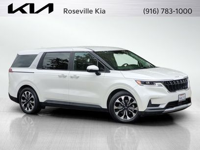 Certified 2024 Kia Carnival EX