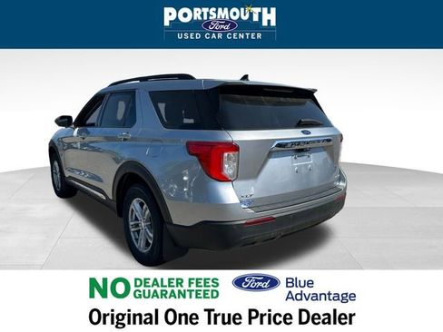 Used 2021 Ford Explorer XLT image 12