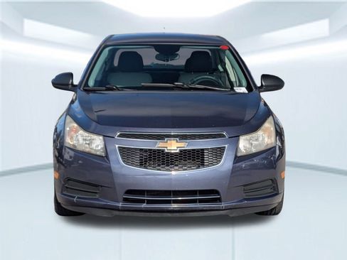 Used 2014 Chevrolet Cruze LS image 10