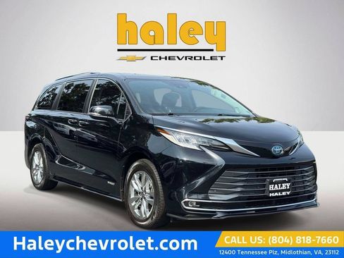 Used 2021 Toyota Sienna Limited FWD image 1