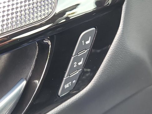 Used 2024 Honda CR-V EX-L image 17
