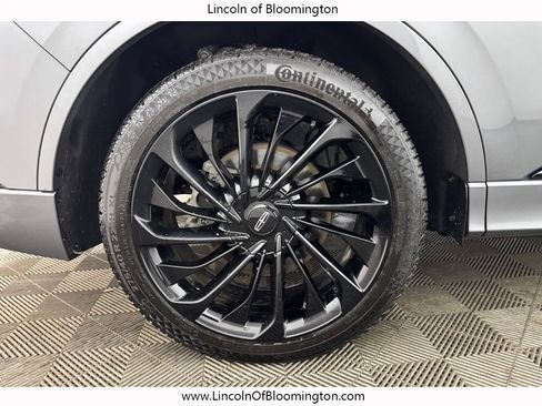 Used 2025 Lincoln Aviator Reserve w/ Jet Appearance Package AWD/4WD image 27