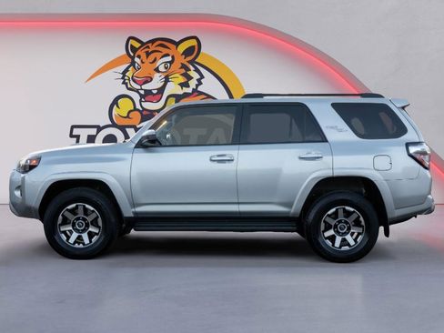 Used 2024 Toyota 4Runner TRD Off-Road image 8