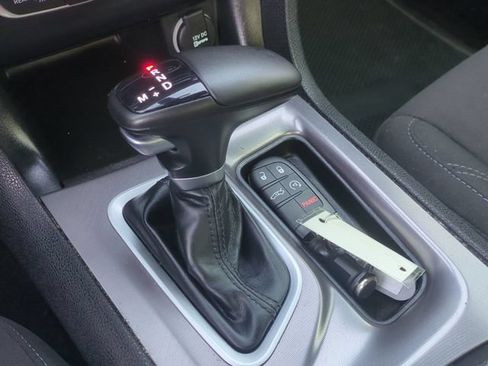 Used 2023 Dodge Charger SXT RWD image 38