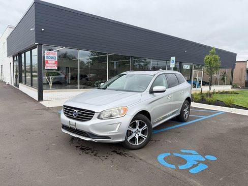 Used 2014 Volvo XC60 T6 AWD/4WD image 1
