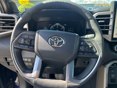 New 2026 Toyota Tundra Limited AWD/4WD image 22