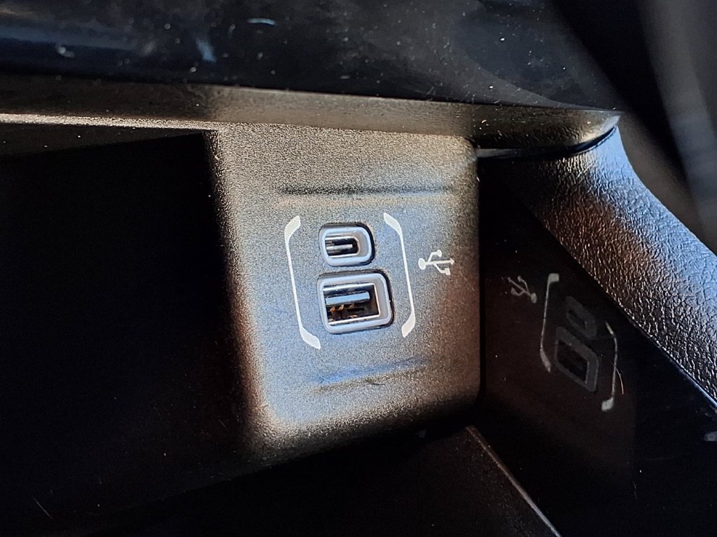 Used 2025 Jeep Compass Limited AWD/4WD image 25