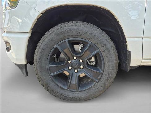 Used 2024 RAM 1500 Big Horn AWD/4WD image 18