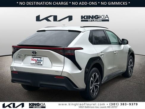 Used 2023 Toyota bZ4X XLE w/ Weather Package image 23