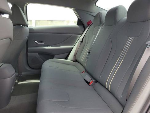 New 2026 Hyundai Elantra SEL Sport FWD image 7