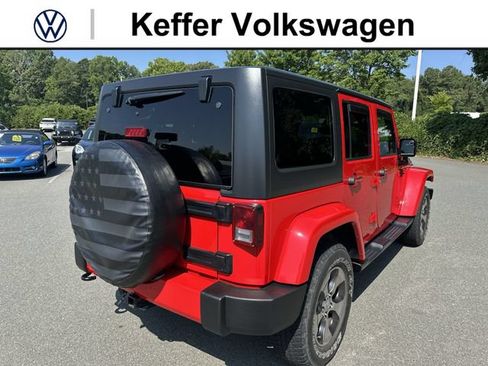 Used 2018 Jeep Wrangler Unlimited Sahara AWD/4WD image 5