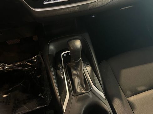 Used 2025 Toyota Corolla LE image 41