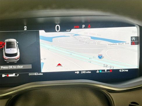 New 2025 Jaguar F-PACE R-Dynamic S image 15