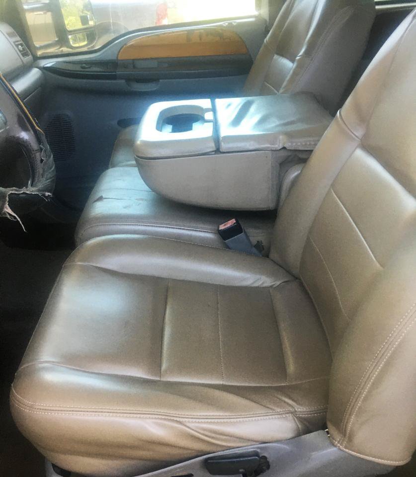 Used 2001 Ford F250 Lariat RWD image 11