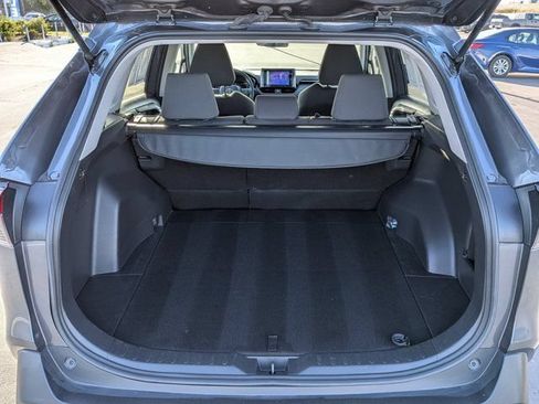 Used 2024 Toyota RAV4 XLE FWD image 10