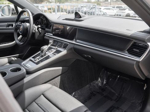 Used 2023 Porsche Panamera Platinum Edition RWD image 43