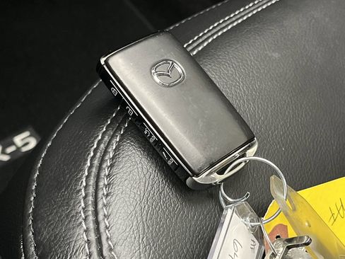 Certified 2025 MAZDA CX-5 AWD 2.5 S w/ Preferred Package image 28