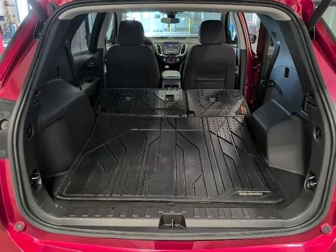 Used 2024 Chevrolet Equinox LT w/ LPO, Floor Liner Package FWD image 23
