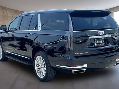 Used 2025 Cadillac Escalade ESV Premium Luxury AWD/4WD image 14