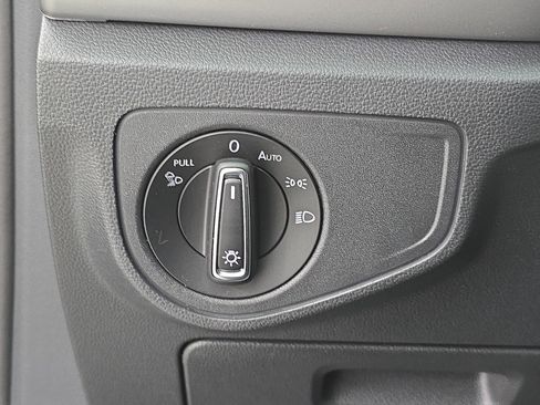 Certified 2023 Volkswagen Atlas SE image 27