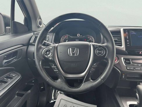Used 2017 Honda Ridgeline RTL-T image 19