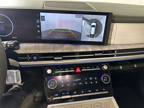 Used 2024 Hyundai Santa Fe Calligraphy image 22