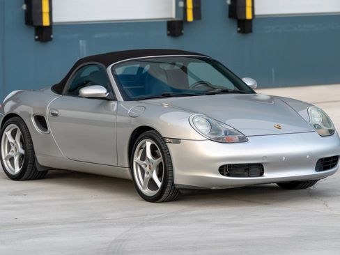 Used 1999 Porsche Boxster RWD image 51