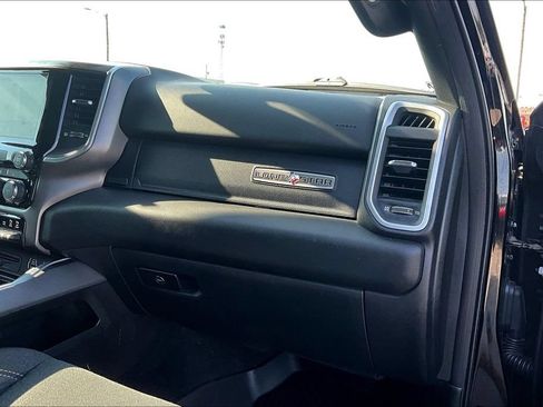 Used 2019 RAM 1500 Big Horn AWD/4WD image 16