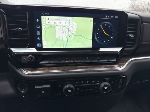 Used 2025 Chevrolet Silverado 1500 LT image 22