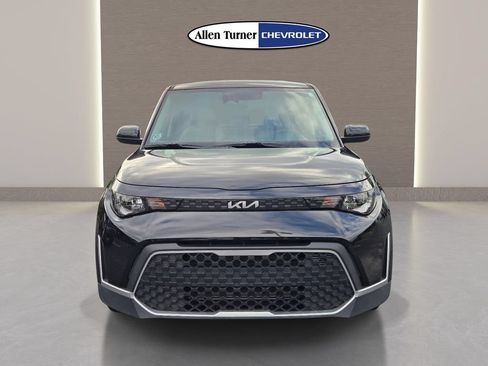 Used 2024 Kia Soul LX w/ Option Group 015 FWD image 4
