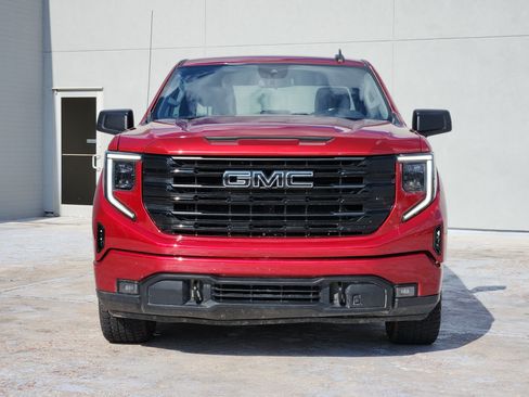 Used 2023 GMC Sierra 1500 Elevation w/ X31 Off-Road Package AWD/4WD image 3