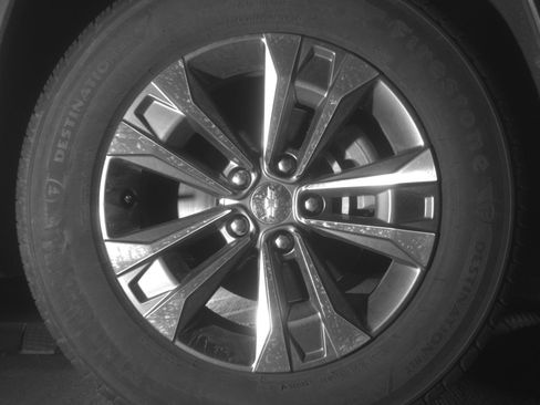 Used 2025 Chevrolet Equinox LT image 13