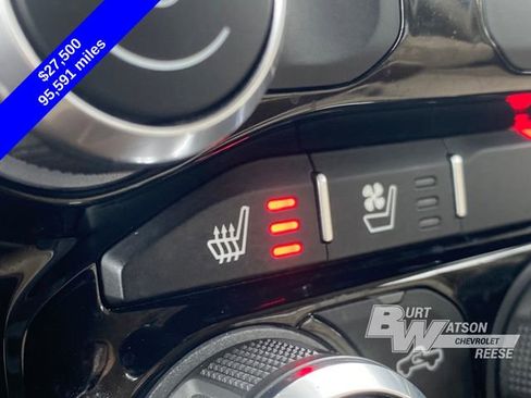 Used 2020 RAM 1500 Laramie image 25