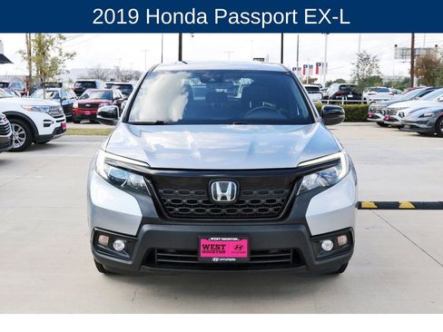 Used 2019 Honda Passport EX-L image 2