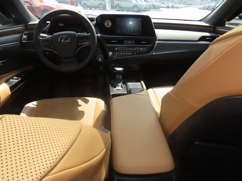 Used 2022 Lexus ES 350 w/ Premium Package FWD image 27