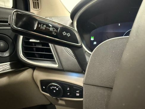 Used 2019 Lincoln Nautilus Reserve FWD image 21