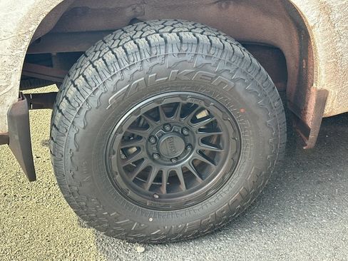 Used 2022 Chevrolet Silverado 1500 RST image 7