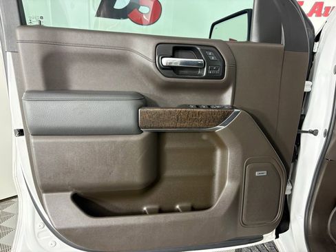Used 2019 GMC Sierra 1500 Denali w/ Technology Package AWD/4WD image 17