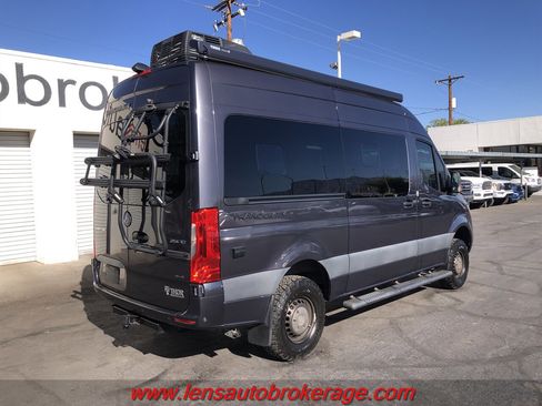Used 2020 Mercedes-Benz Sprinter 2500 image 9