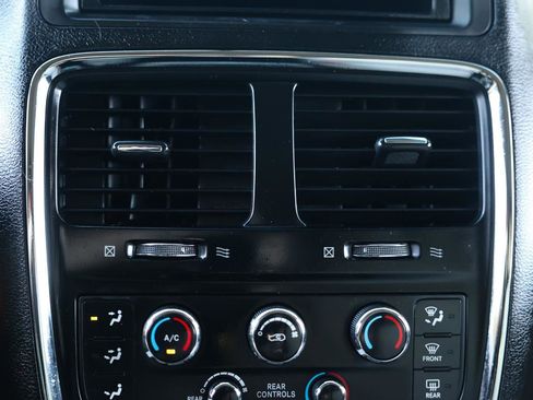 Used 2014 Dodge Grand Caravan SE w/ Quick Order Package 29E SE image 30