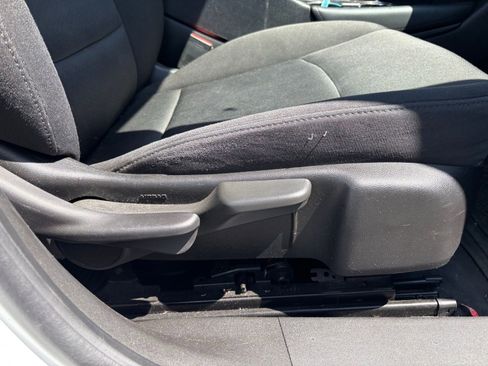 Used 2018 Chevrolet Malibu LT FWD image 15
