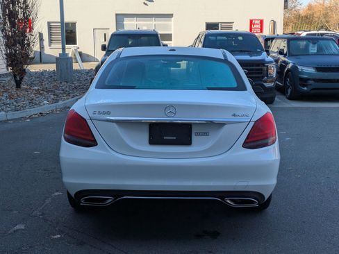 Used 2020 Mercedes-Benz C 300 4MATIC Sedan image 4