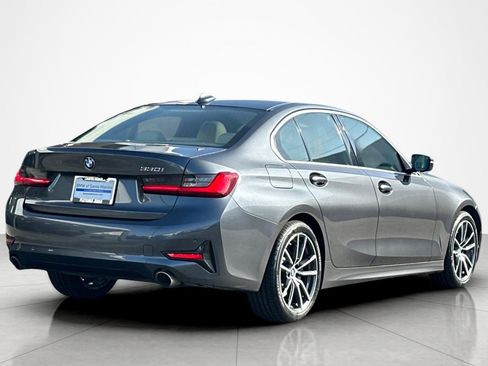 Used 2021 BMW 330i Sedan w/ Convenience Package RWD image 5