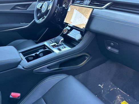 New 2026 Jaguar F-PACE R-Dynamic S AWD/4WD image 27