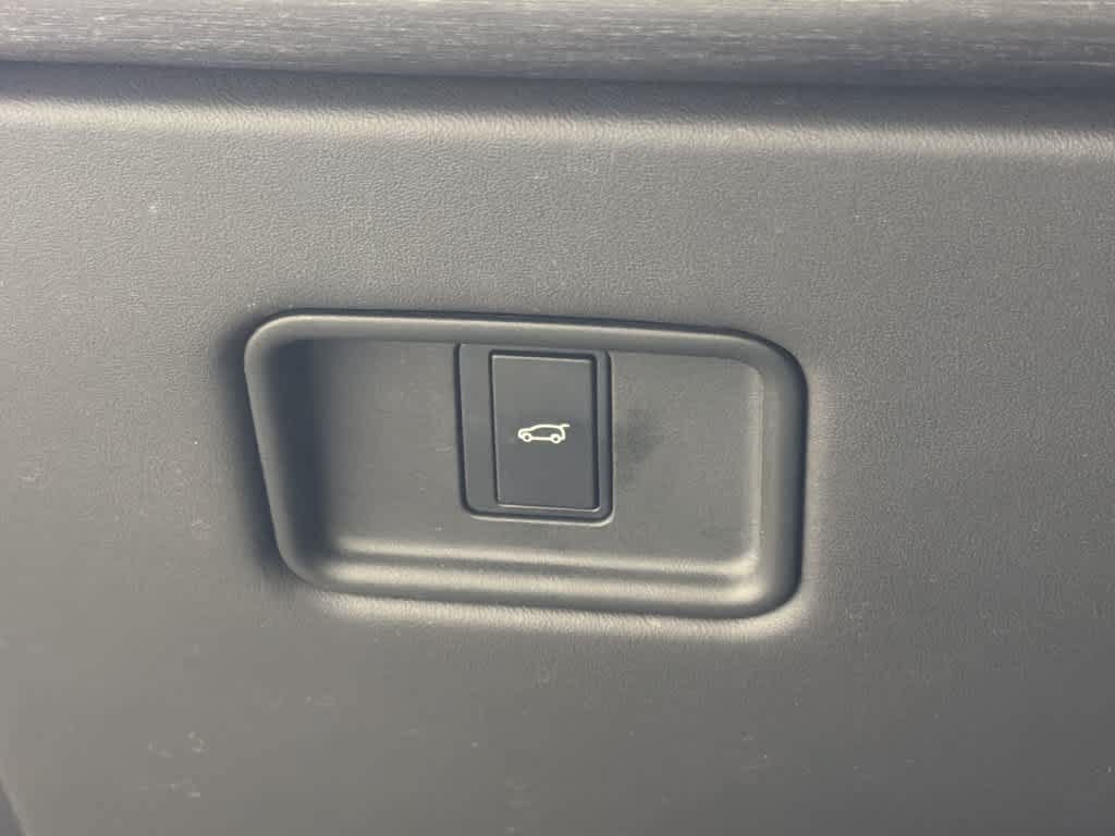 Used 2023 Land Rover Range Rover First Edition AWD/4WD image 35