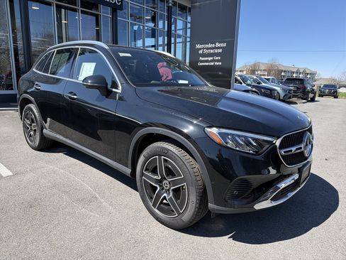 Used 2026 Mercedes-Benz GLC 300 4MATIC image 28