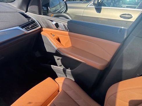 Certified 2023 BMW X5 xDrive40i w/ M Sport Package image 17